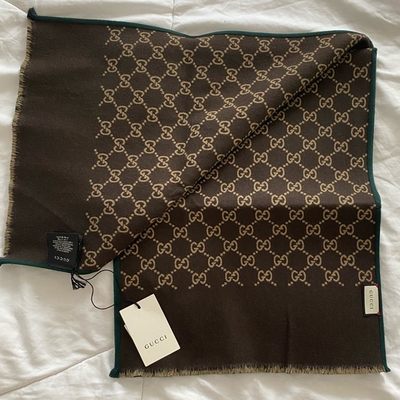 Gucci Monogram Logo Wool & Silk Blend Scarf Green & Brown - Picture 3 of 9